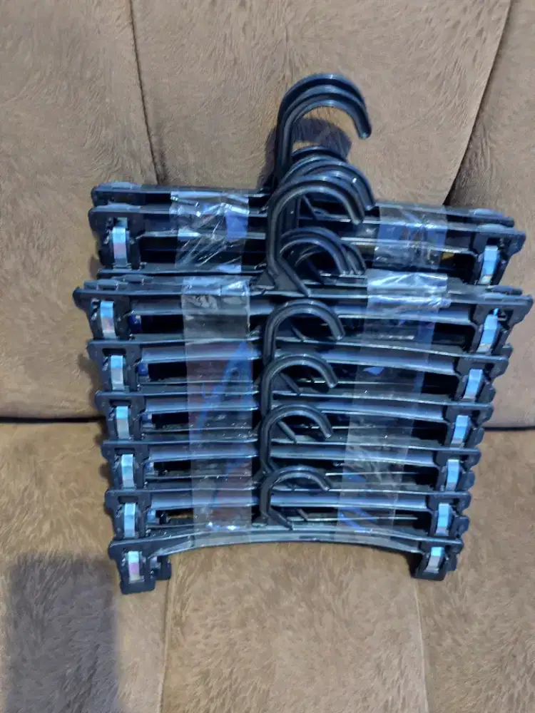 Gantungan celana isi 12pcs bisa satuan