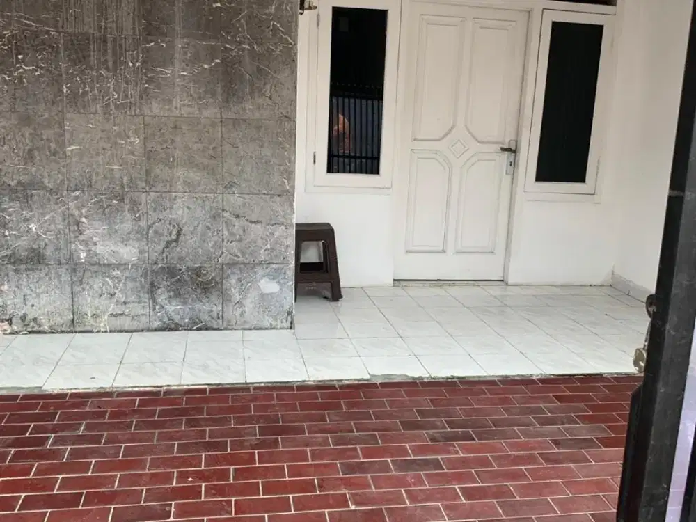 1898. Dijual Rumah Jl Swadaya , Cempedak Jatinegara Jkt Timur