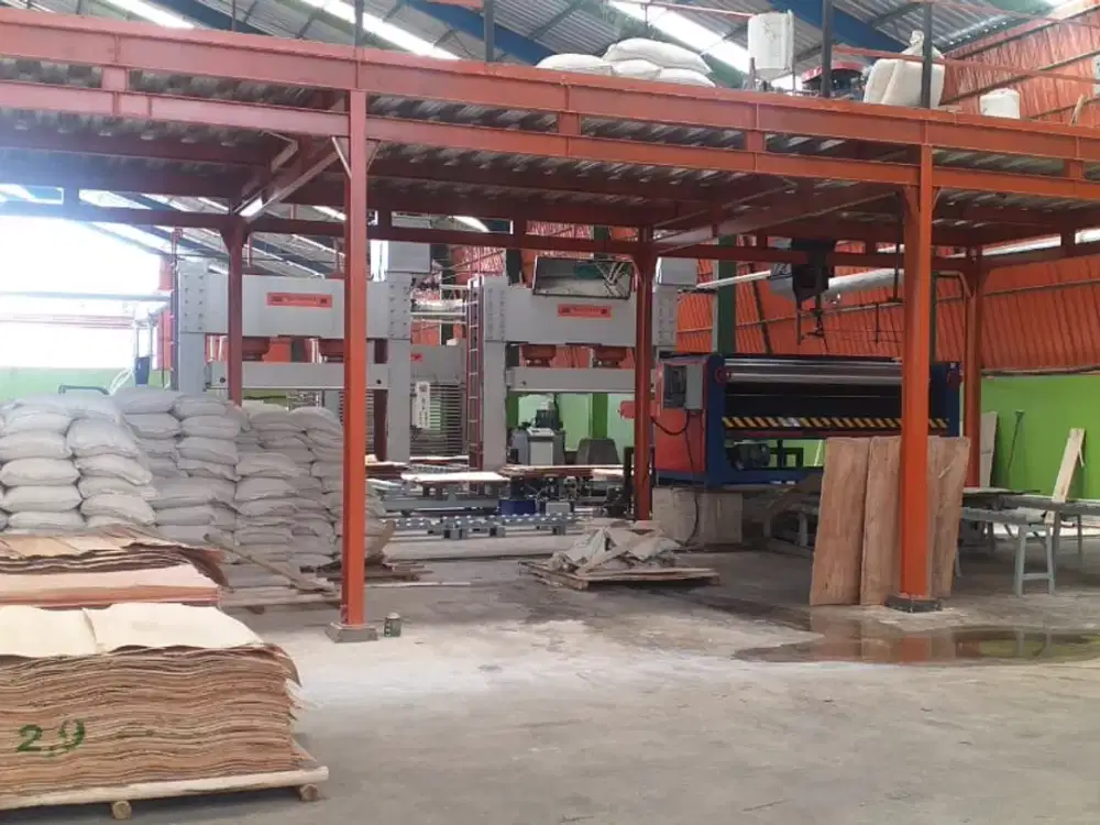 1489. Dijual Ex Pabrik Plywood, Glenmore,  Banyuwangi