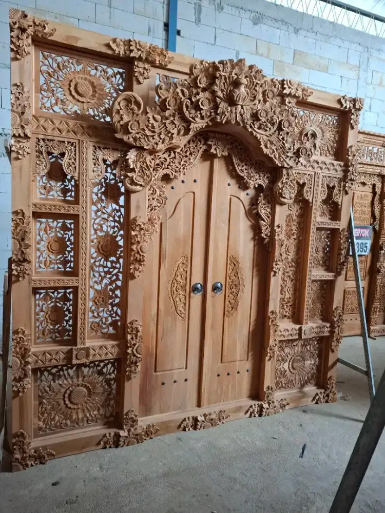 pintu gebyok ukiran bali ukuran 250x250