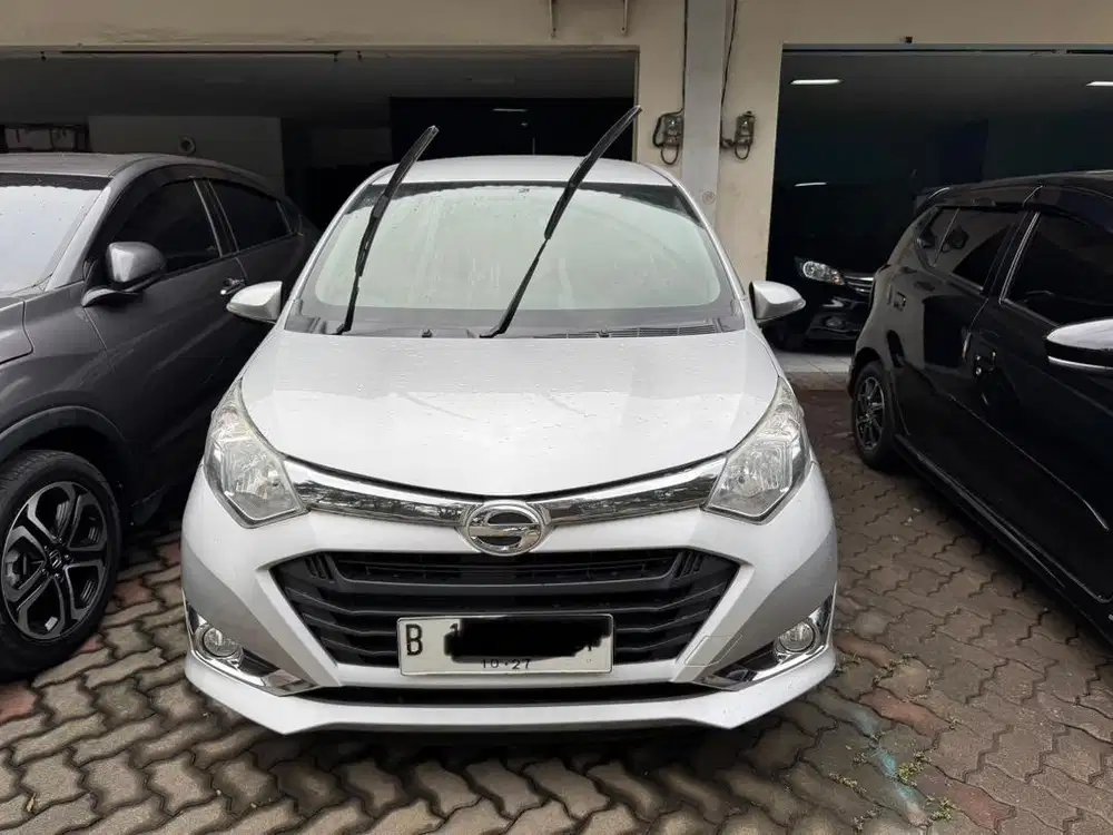 (Cash) Sigra r at 2017 silver matic dp 5jt kredit calya