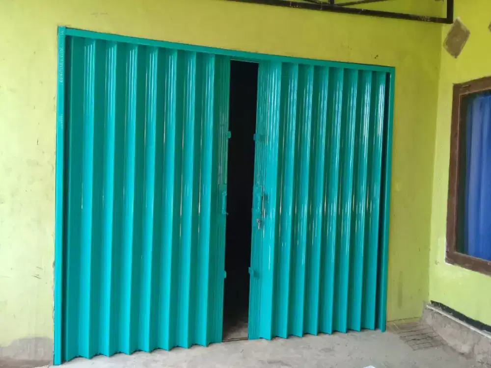 Rolling door warung folding gate