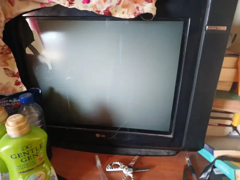 Tv tabung kondisi lihat langsung