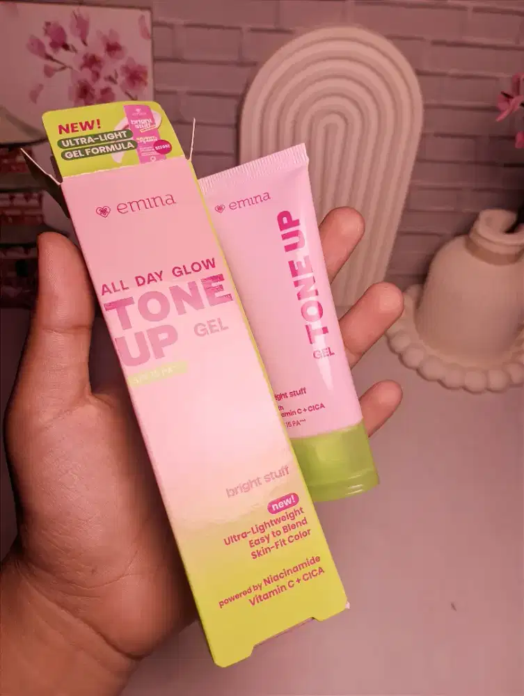 Emina Tone Up Gel SPF 15 - Ringan, Anti White Cast  - HSC 2025