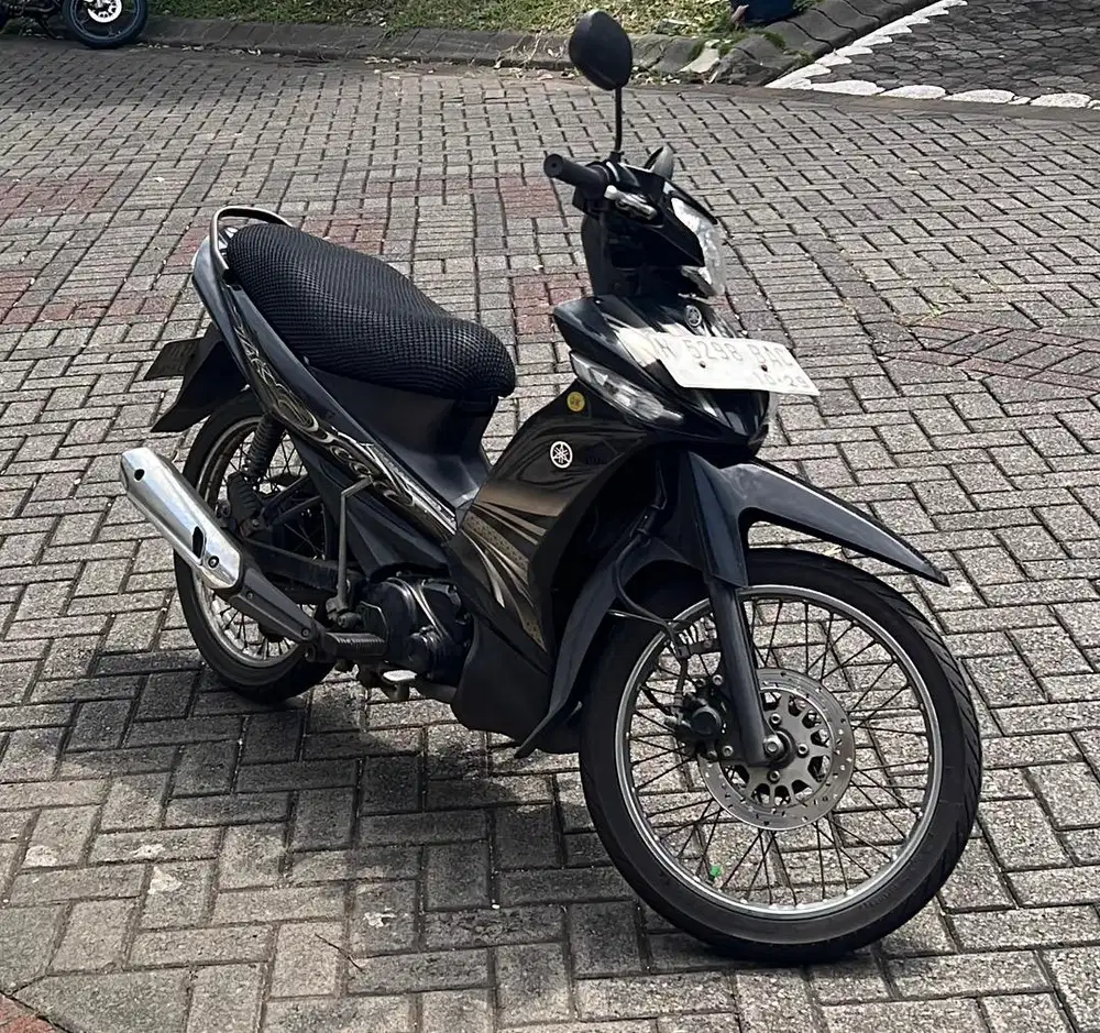 Vega ZR kondisi mulus jual cepat!