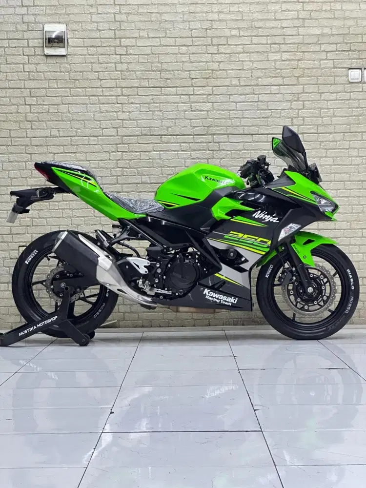 ODO 6RB‼️ Kawasaki New Ninja 250 KRT 2019 ABS Keyless Mustika Motoshop