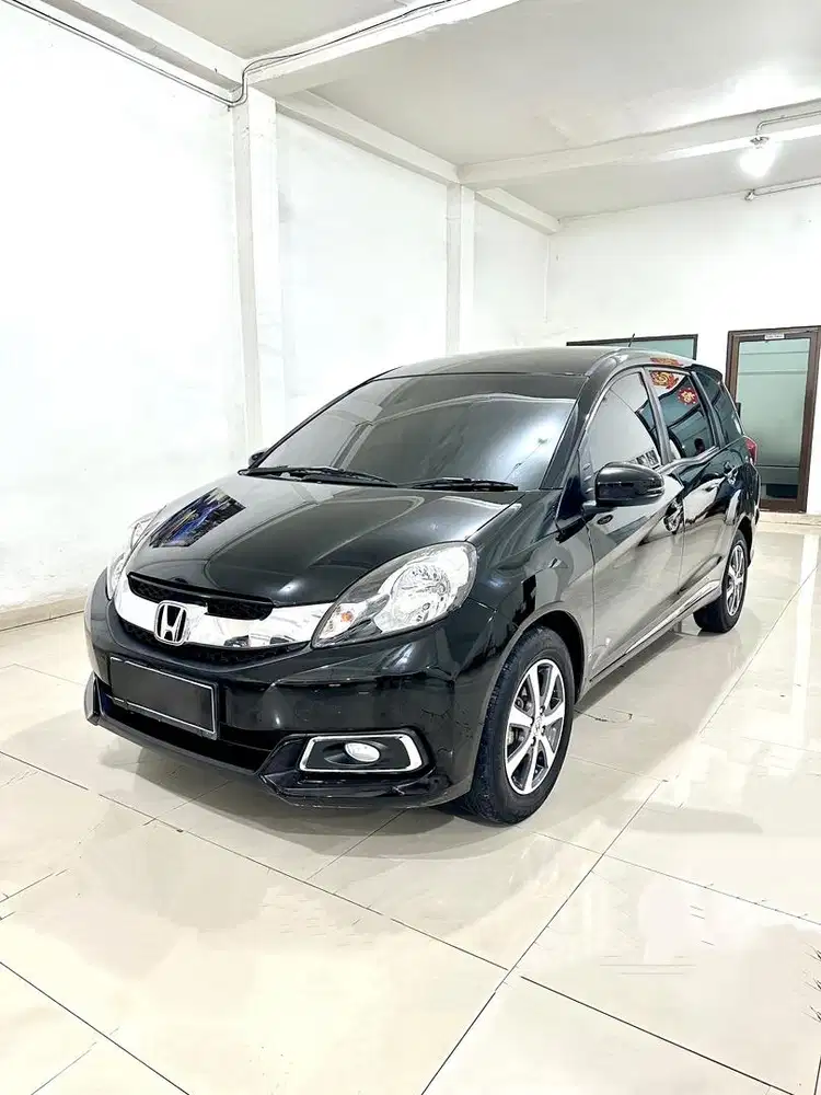 MOBILIO E CVT PRESTIGE ISTIMEWA