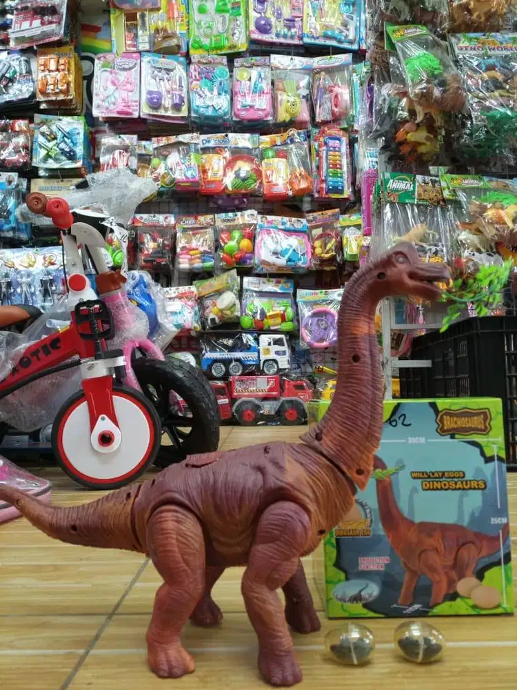 mainan anak dinosaurus bateraii