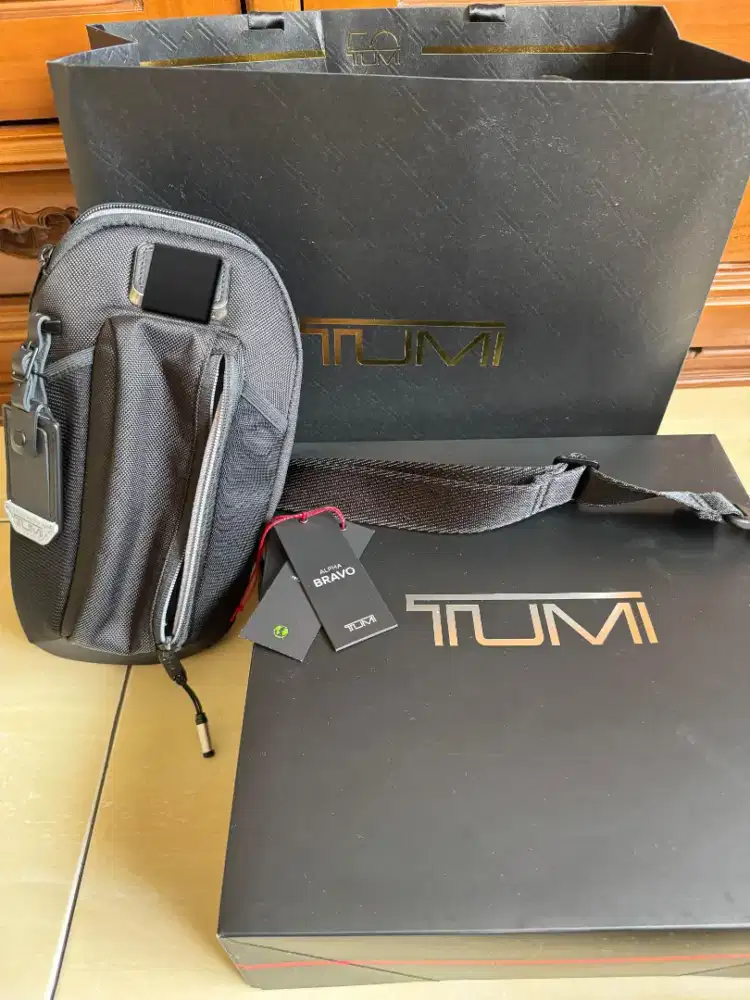 Esport Pro Sling Alpha Bravo Tumi