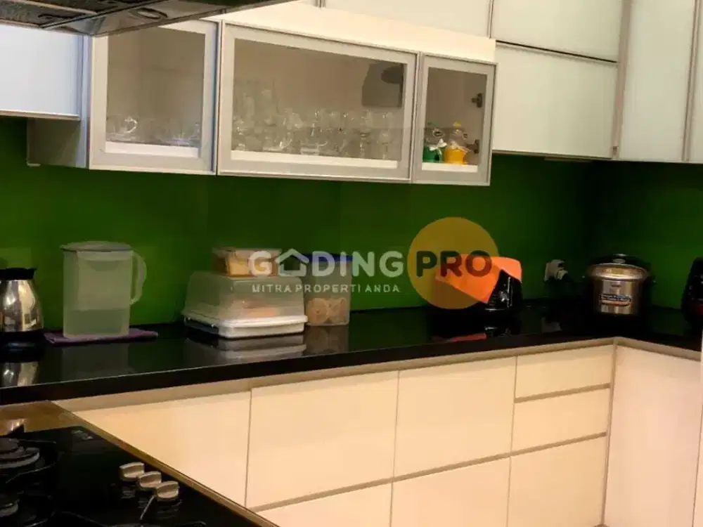 Jual rumah Layar Permai PIK semi furnish bagus