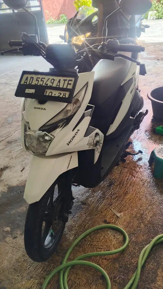 Beat street putih murah