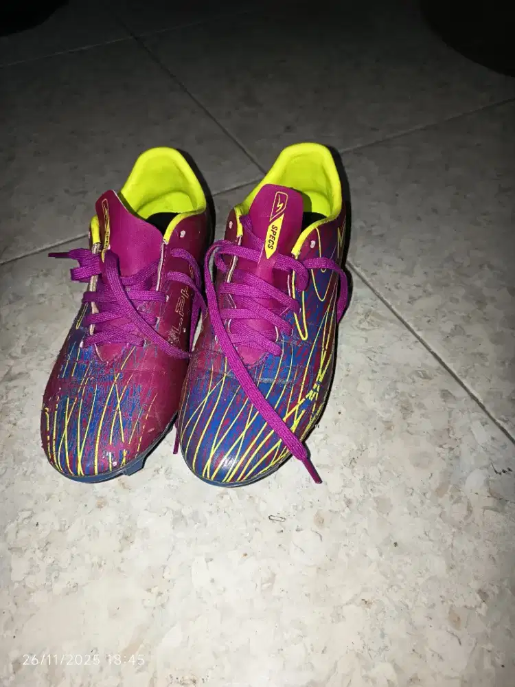 Sepatu bola specs alpha nerve second original