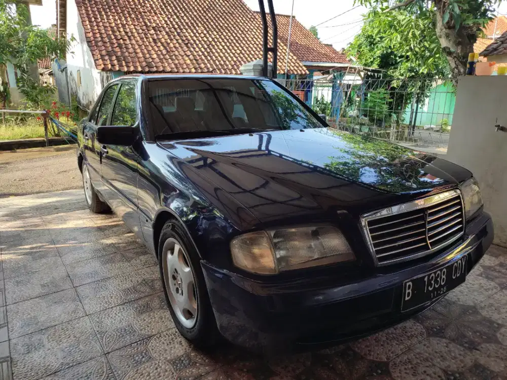 Mercedes-Benz C200 MT 1996