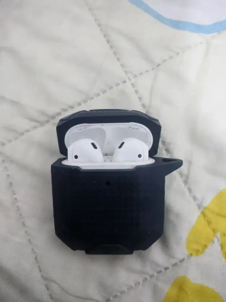 Airpods generasi 1