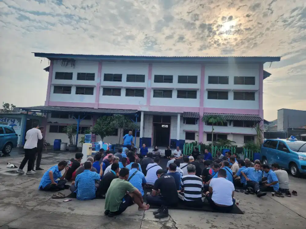 Di butuh kan lowongan BB