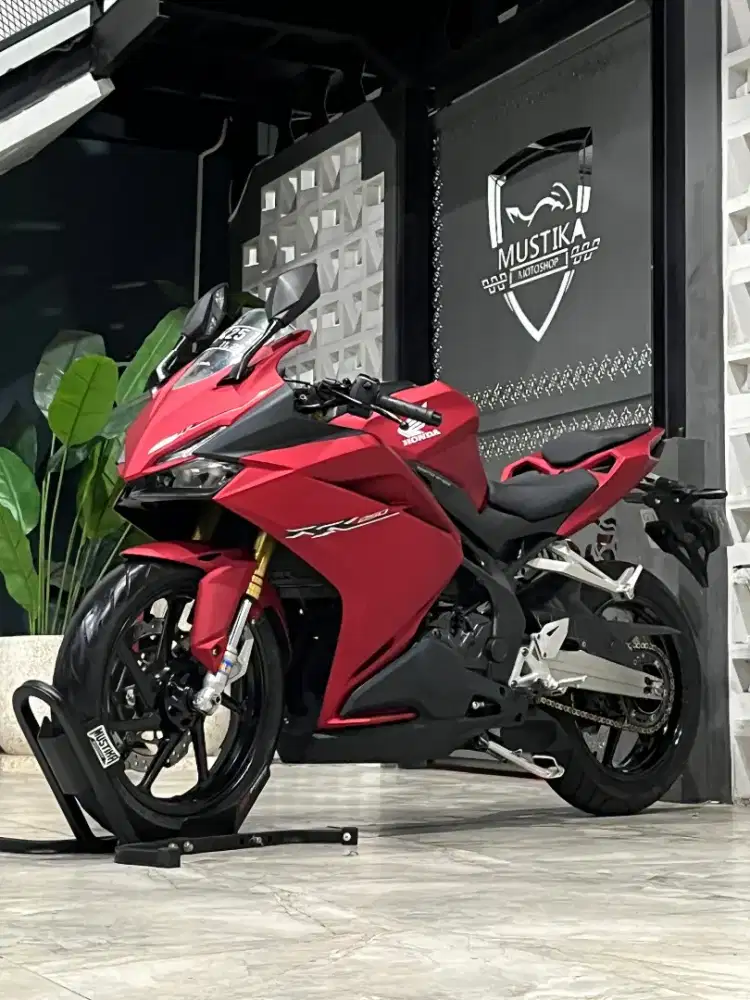 Menyala‼️Honda CBR 250RR Red Matte 2018. Odo 21rb. DANNY Mustika Motor