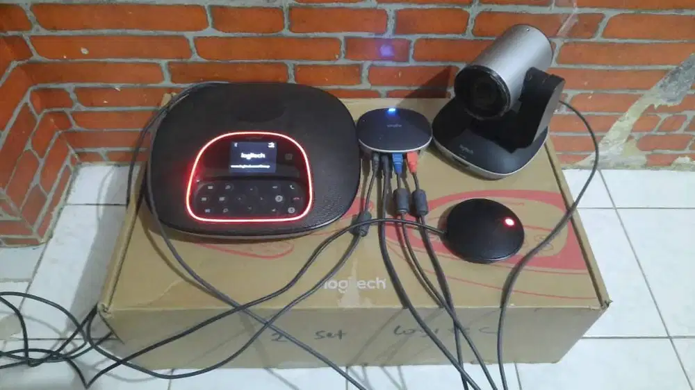 Logitech Group Video Conference V-U0036 -2 + 1 Mic Expansion