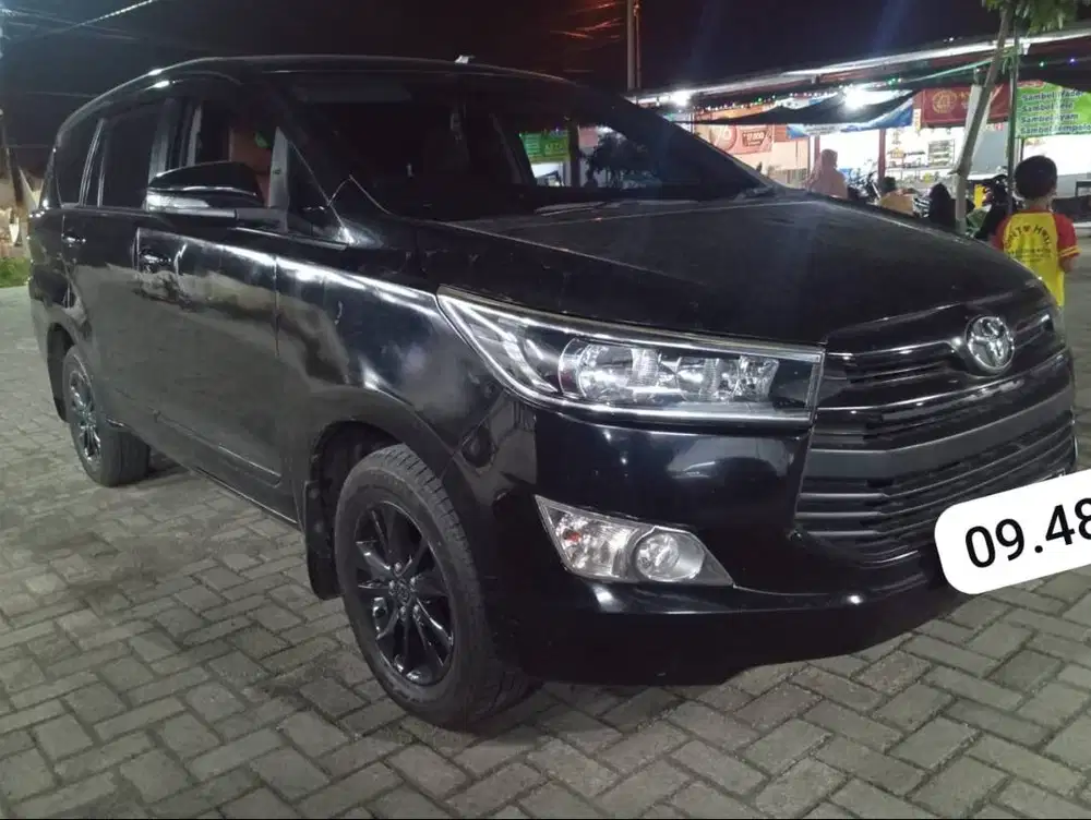 toyota kijang innova (2017) 2.0 G Bensin-AT