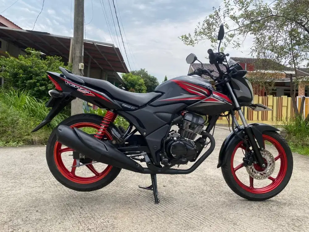 58@:PAJAK ON F KAB HONDA VERZA150CC HITAM
