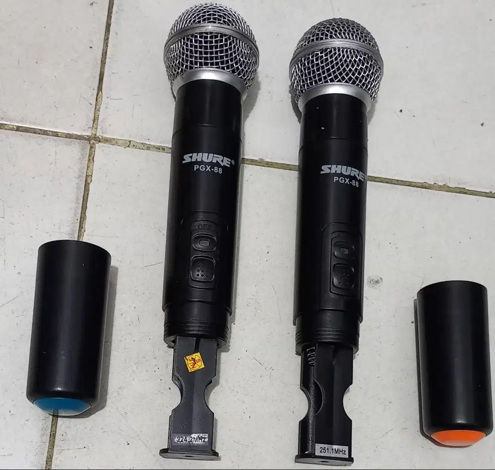 Sepasang Wireless Mic,Shure PGX88,baca deskripsi,murah,NET.