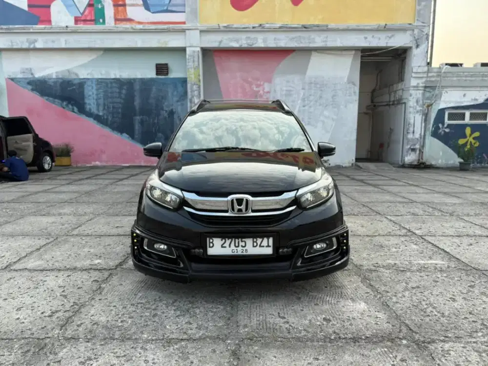 KM ANTIK. HONDA MOBILIO UPGARDE RS 2017