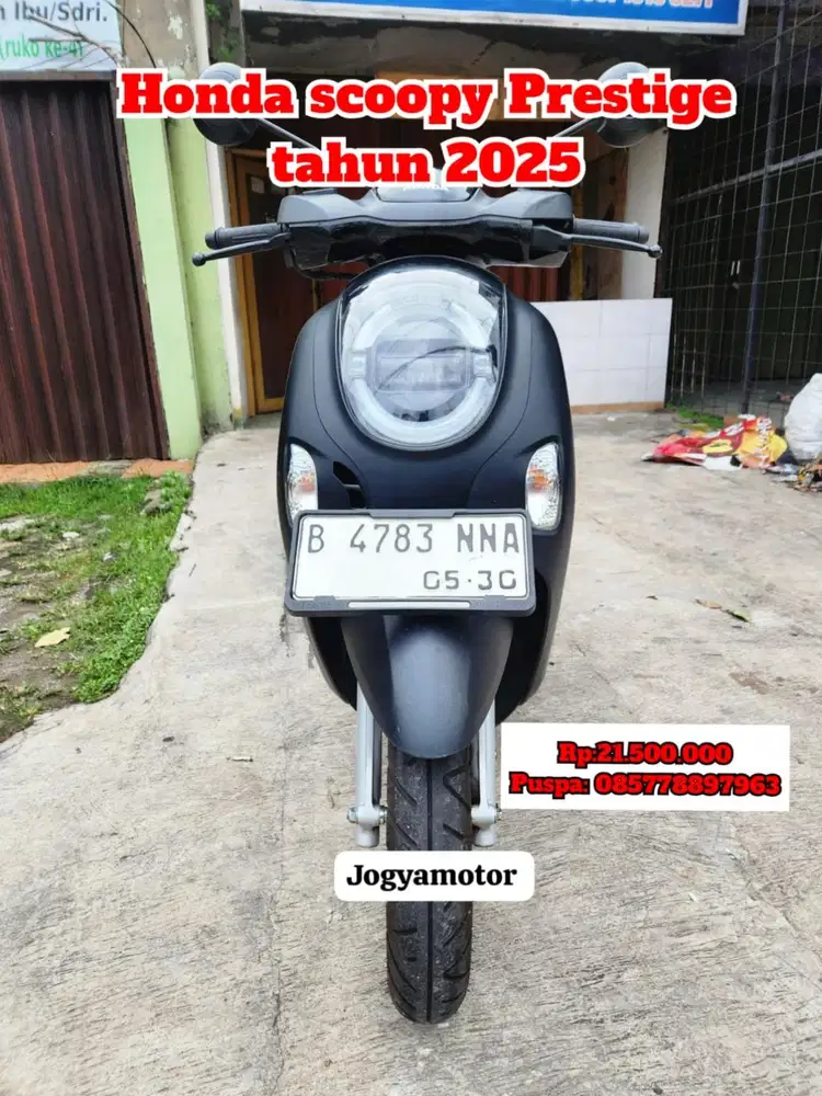 (B) Honda scoopy Prestige tahun 2025