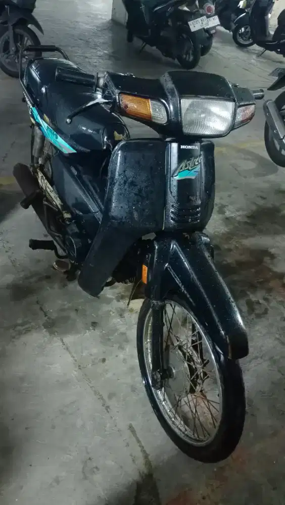 Supra x 125 tahun 2009 komplit
