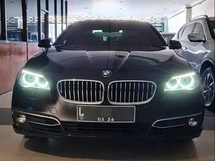 KM 31RB - BMW 520i LCI F10 LUXURY FACELIFT - 2015