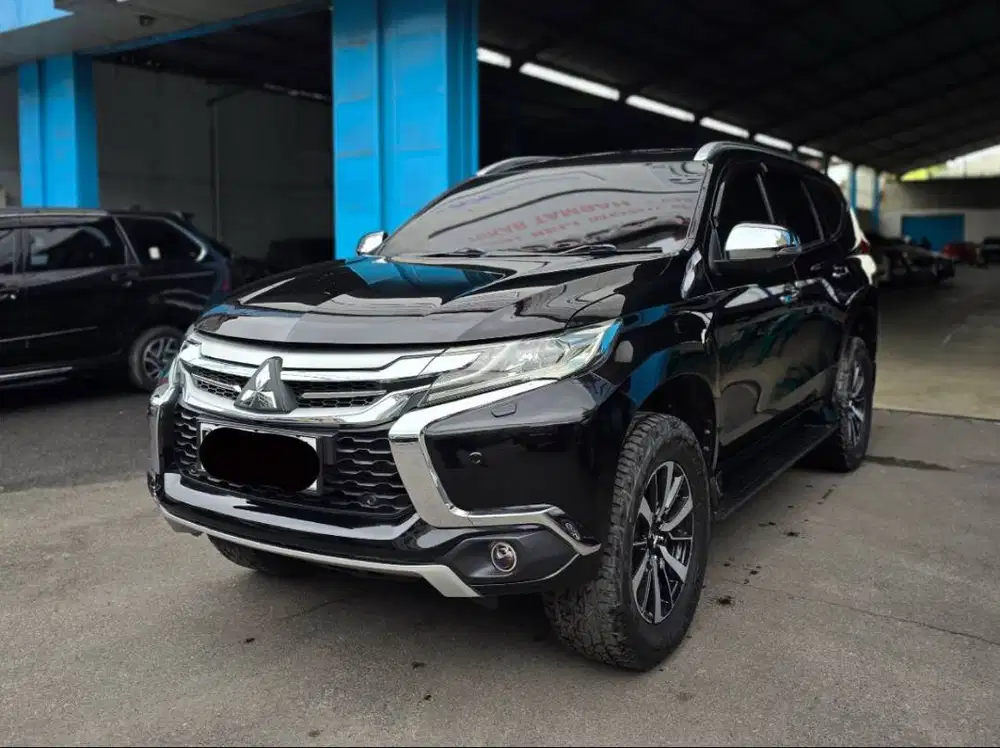 Mitsubishi Pajero Sport 2.4L DAKAR AT Matic 2017 / Fortuner