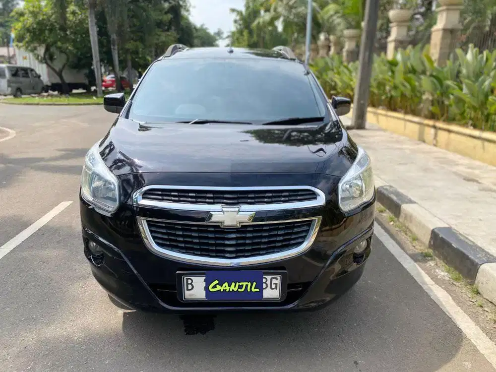 Chevrolet Spin Ltz AT 2013 Hitam Terawat