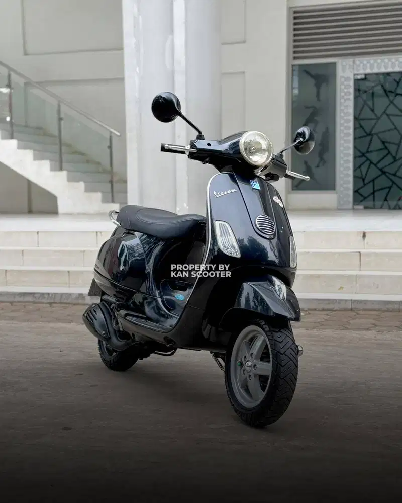 JUAL MURAH VESPA LX 150 2V INJEKSI 2012 MULUS