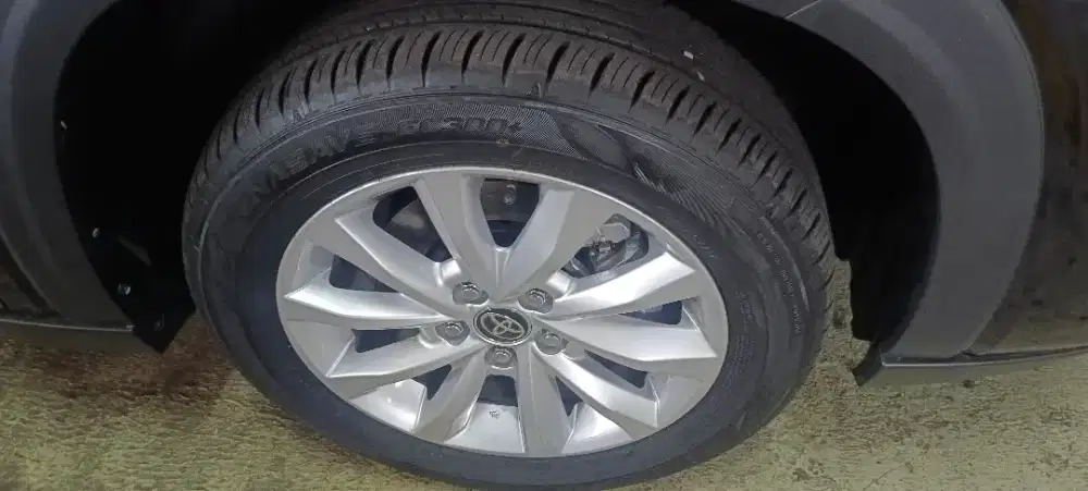 Ban dan Velg Zenix V