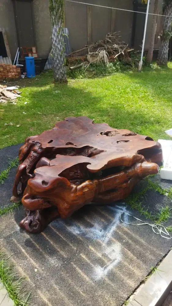 Meja Pajangan Ukir Jati Antik