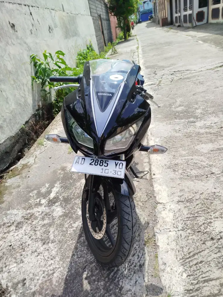 CBR 150 2015 KM 900 PERAK MURAH