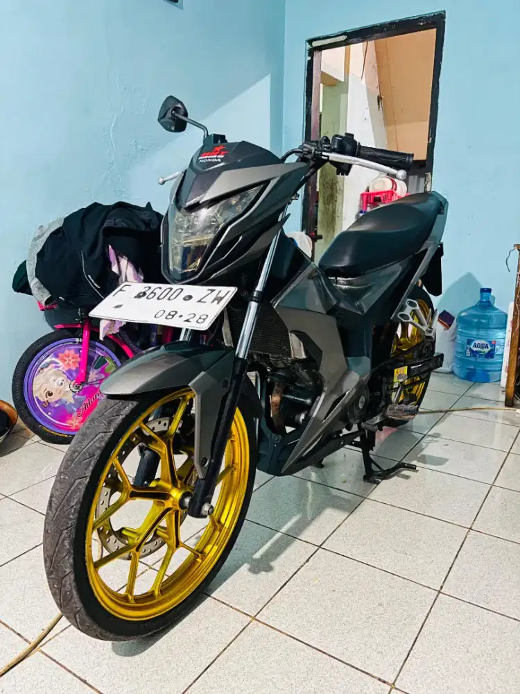 Sonic 150r lengkap isi spekan mantap tt bt gas