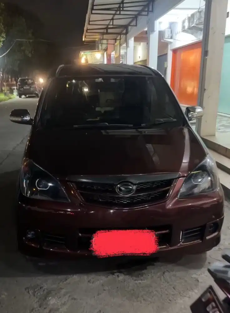 Daihatsu Xenia 2011 Bensin