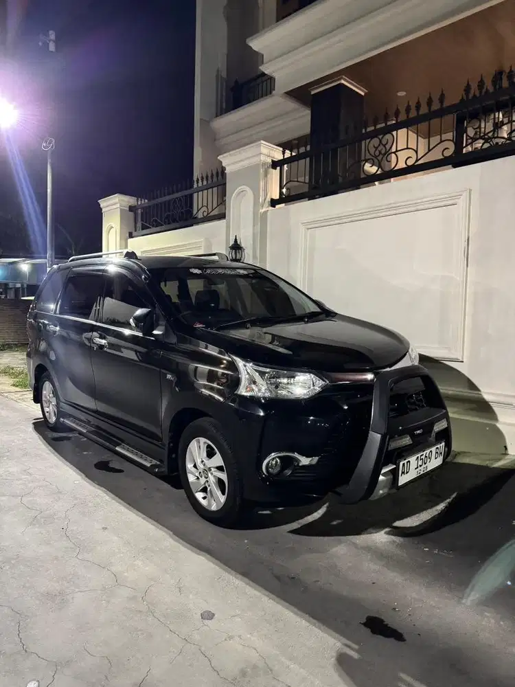 AVANZA VELOZ 1.3 MANUAL 2018 LIKE NEW ANTIK