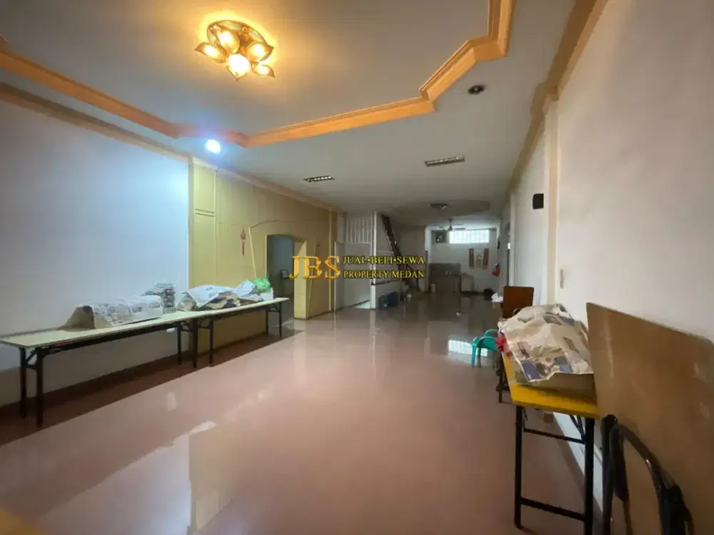Disewakan Ruko Gandeng 3 di Jalan Yose Rizal Simp Jl. Wushu - Medan