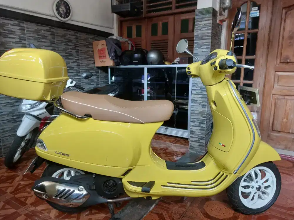 Vespa LX 125 iget 2024
