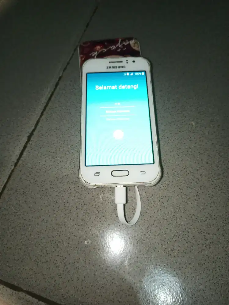 Samsung j1 Ace 1/8 4G