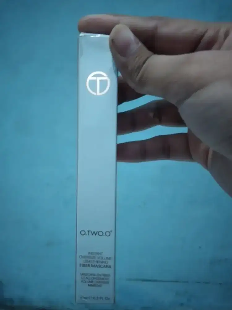 Maskara Anti Luntur: Siap Hadapi Hari Penuh Drama.