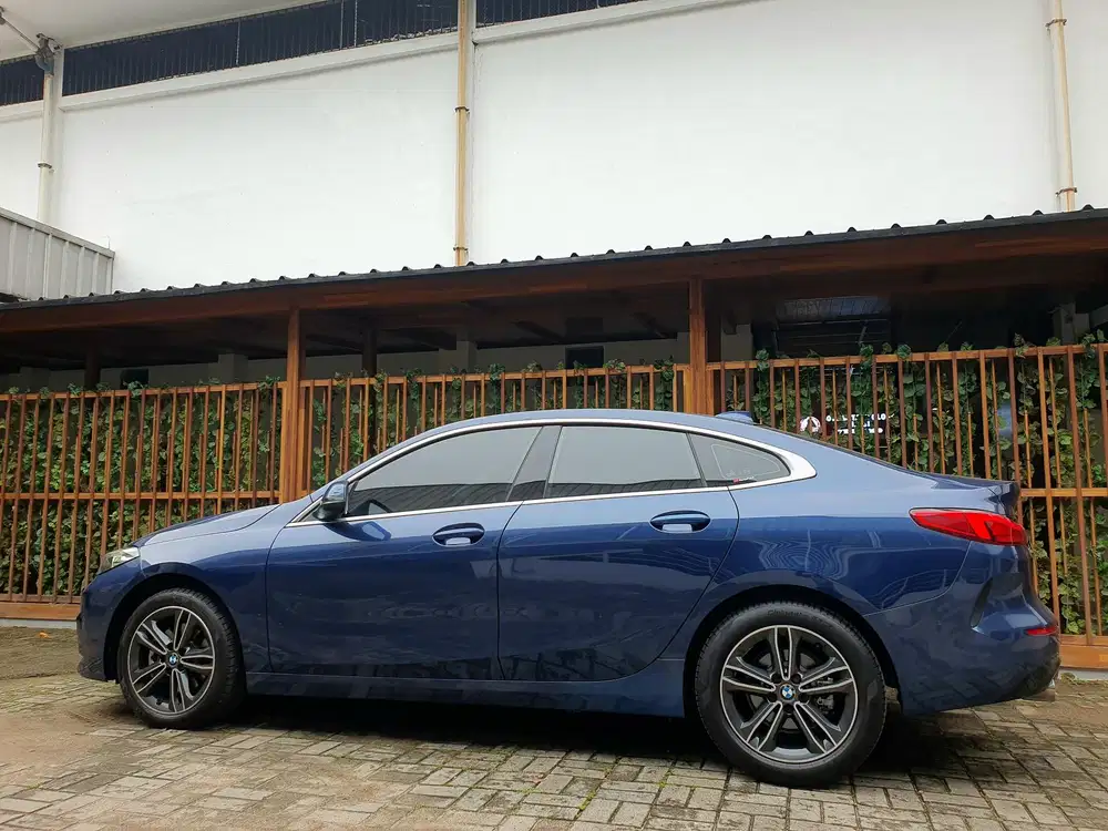 BMW 218i 2022 Bensin