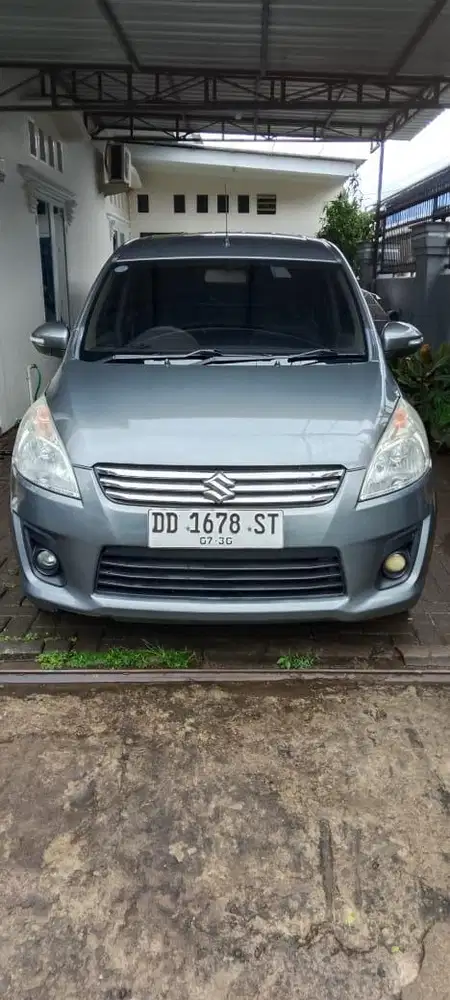 Dijual Suzuki Ertiga GX 2013 Abu-Abu