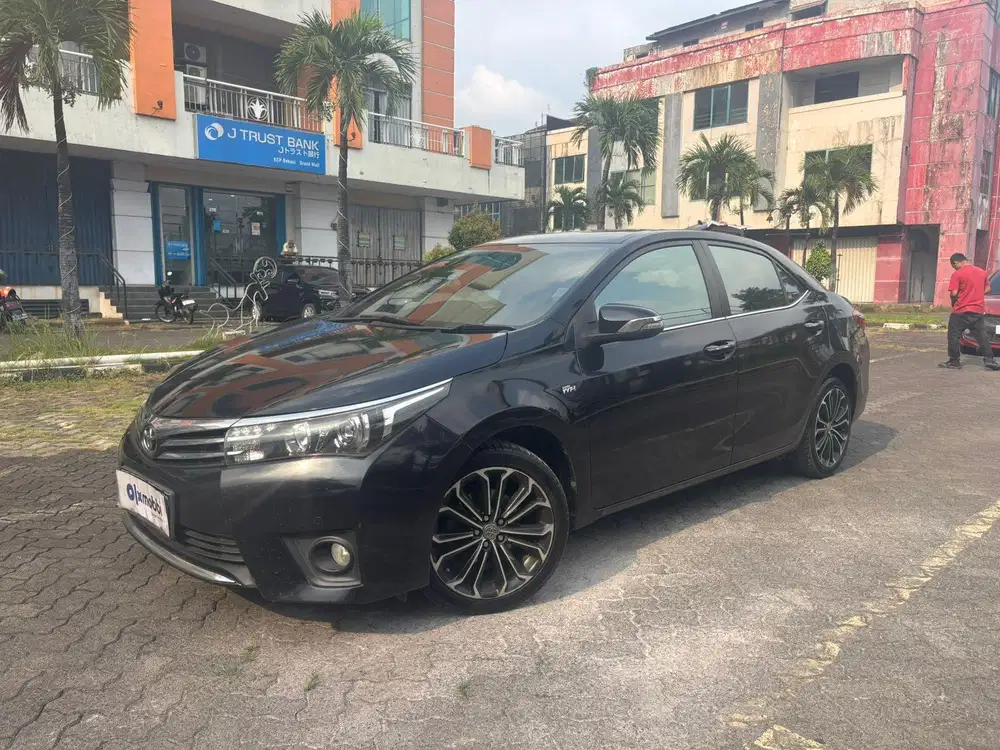 Pajak Panjang - Toyota Corolla Altis 1.8 V Bensin-AT 2015