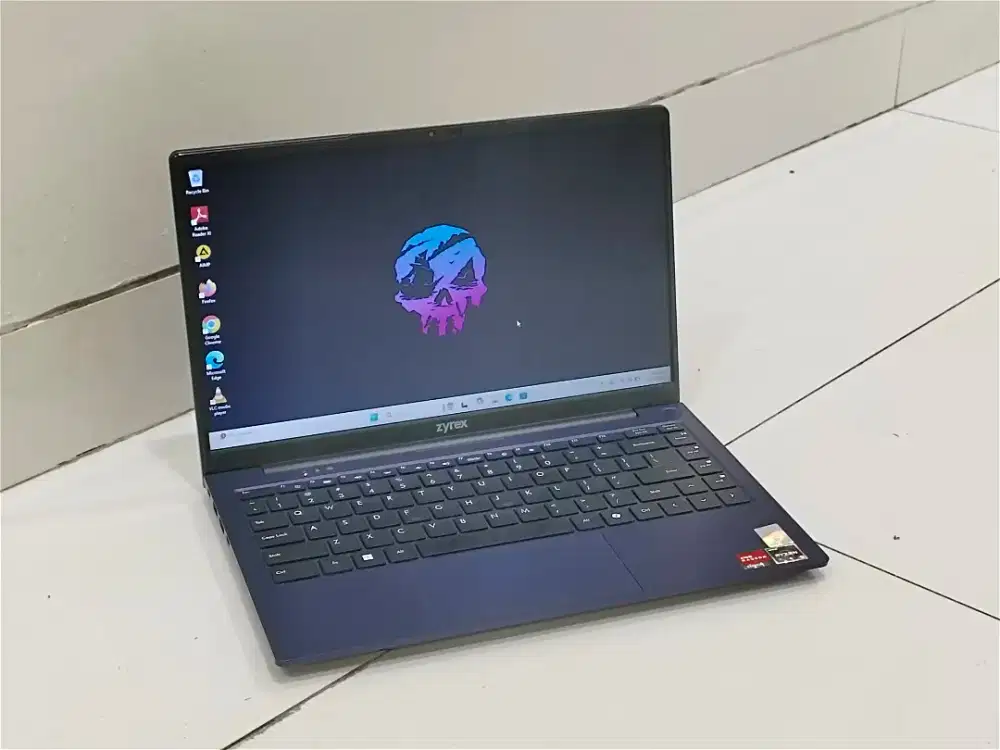 Zyrex dtech amd ryzen 5-3500u ram 16 gb ssd 256 gb fulset