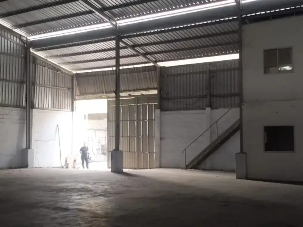 Disewakan Gudang Tropodo Waru Sidoarjo  Dekat Superindo  Cocok untuk warehouse, workshop Ekspedisi DEKAT BANDARA JUANDA DAN PINTU TOLL