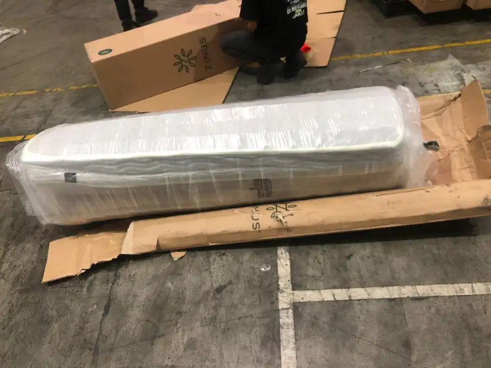 Kasur Zinus Ex display