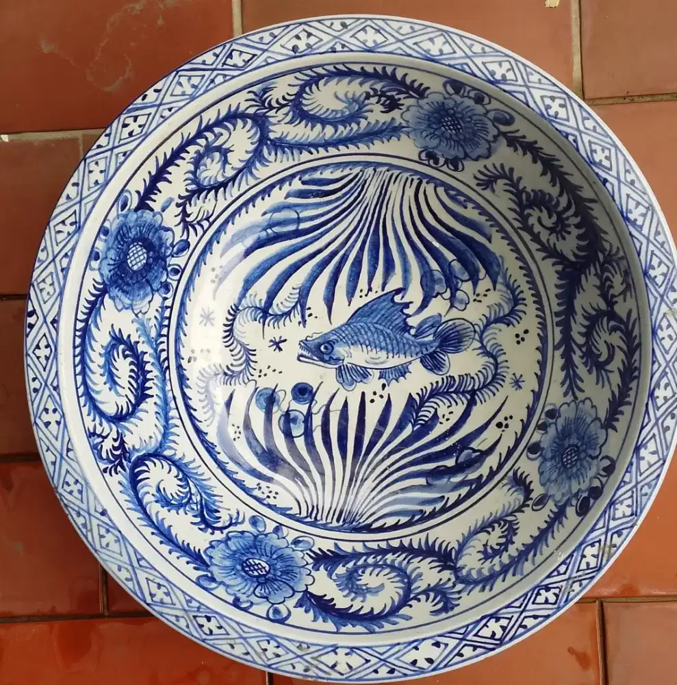 Mangkok keramik antik