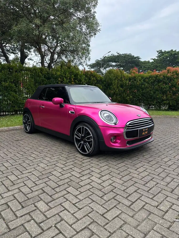 Mini Cooper Convertible  NIK 2020