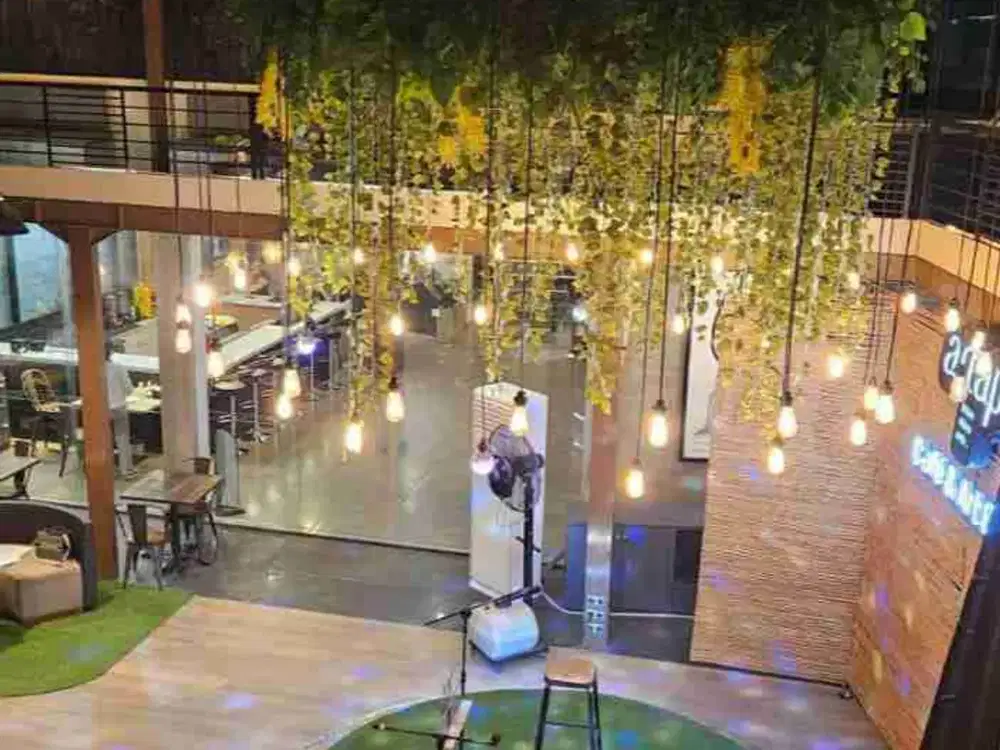 Disewakan Ruang F&B lantai 3 di Nol Raya Merr Surabaya Full Perlengkapan Resto dan Ada Lift Parkiran Luas Cocok Untuk Usaha Cafe